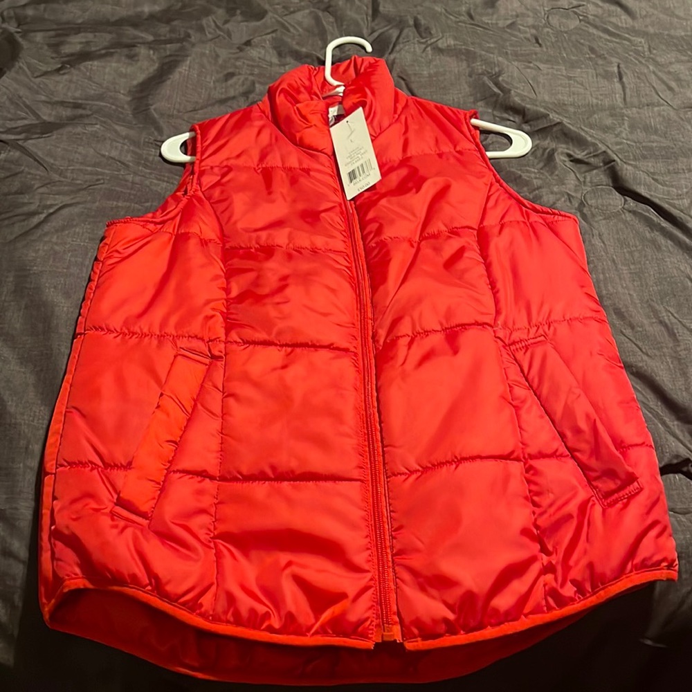 Red bubble vest